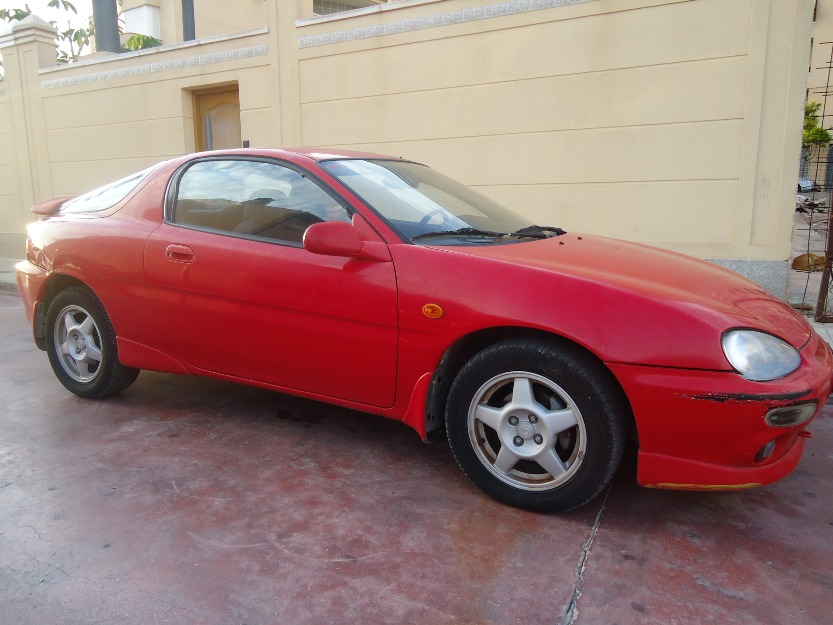 Urge vender mazda mx3 solo 700 euros !!