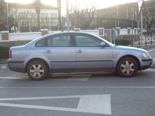 VENDO VOLKWAGEN PASSAT TDI