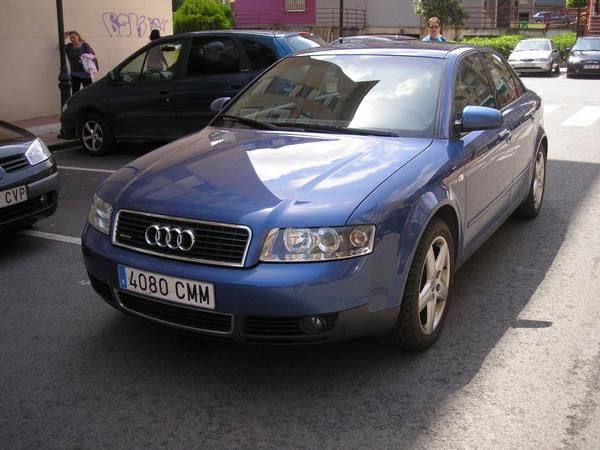 VENDO AUDI A4