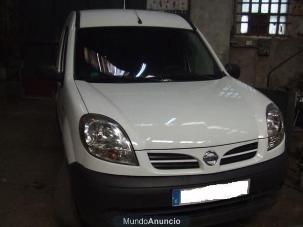 Se vende NISSAN Kubistar