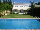 Chalet con 5 dormitorios se vende en Marbella, Costa del Sol - mejor precio | unprecio.es