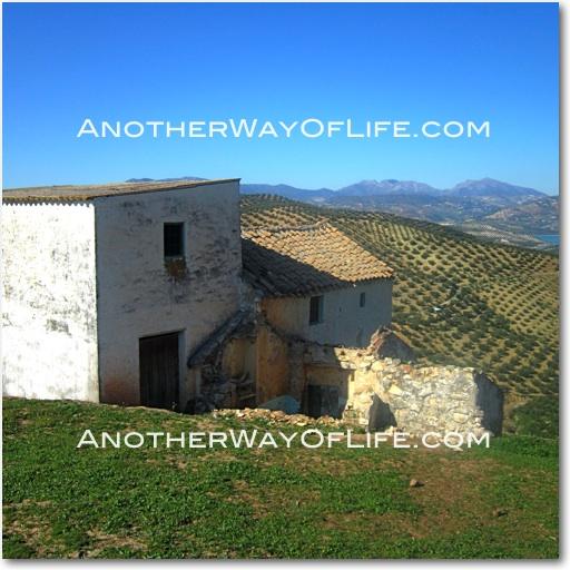 in Iznajar,  Cordoba   - 100000  EUR