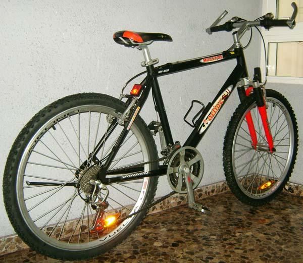 Se vende bici de montaña - active am400