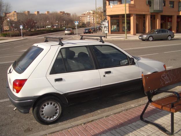 FORD FIESTA GUIA