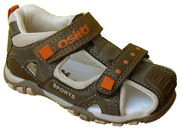 Zapatos de niños de las mejores marcas en www.crescendocalzados.es ¡ENVIO GRATIS!