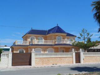 Chalet en venta en Torrevieja, Alicante (Costa Blanca)