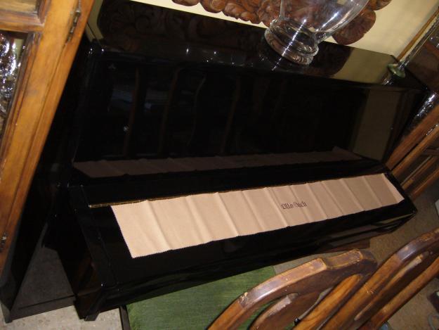 Vendo piano vertical