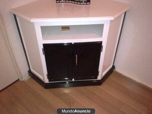 MUEBLE ESQUINERO