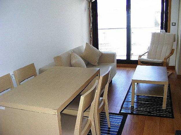 Apartamento en Grove (O)