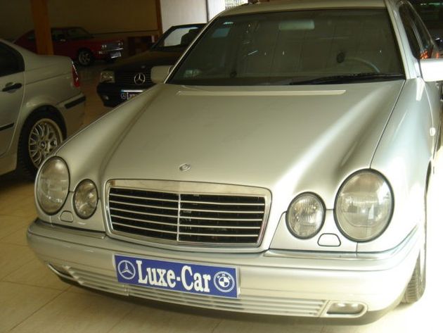BMW SERIE 3 318I