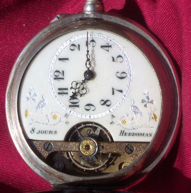 Reloj de bolsillo de plata. Marca Hebdomas