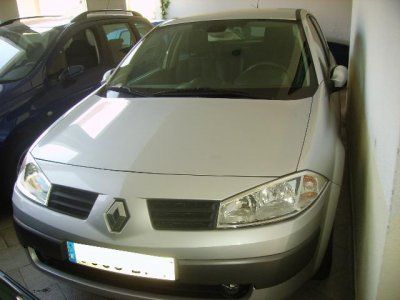 RENAULT MEGANE SEDAN 1.9DCI - Valladolid