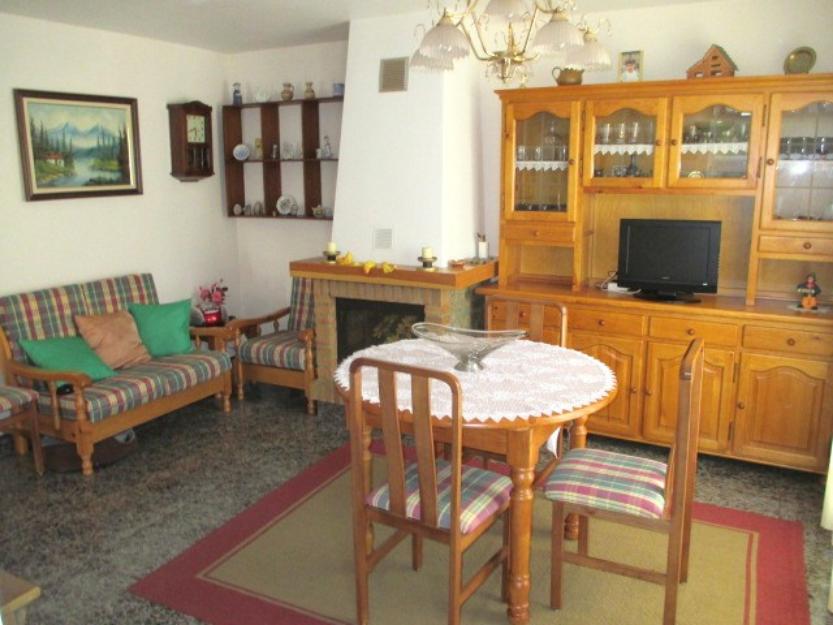 Apartamento con garaje y trastero en villanova valle de benasque