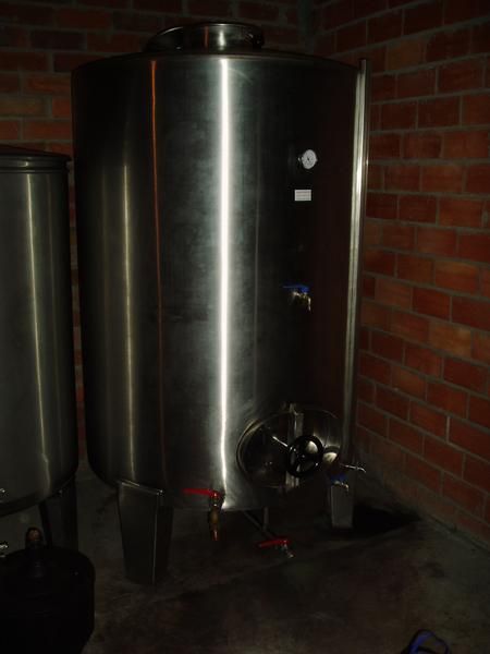 CUBA DE ACERO DE 1500 L