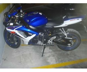 SUZUKI GSX 600