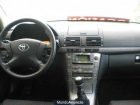 Toyota Avensis 2.0 D4D SOL - mejor precio | unprecio.es