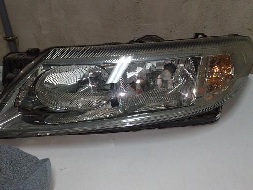 Vendo faros halogenos Renault Laguna II 2001