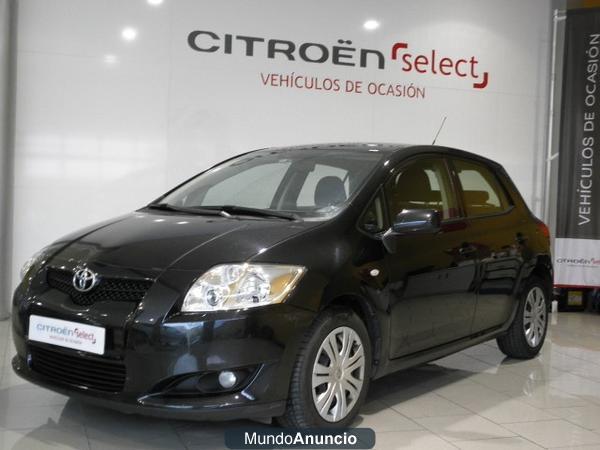 Toyota AURIS 1.4 D-4D active 5p