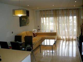 Apartamento en alquiler en Nueva Andalucia, Málaga (Costa del Sol)