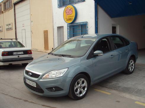 Ford Focus Sedan 1.6 TDCI- 110CV SOLO 45000 KMS
