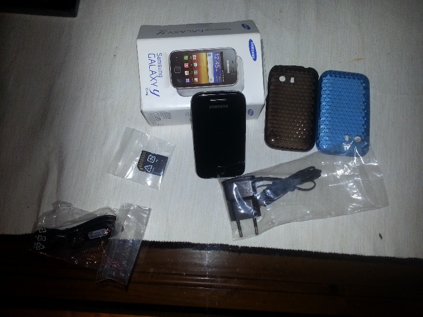 Se vende  movil  sansumg galaxy Y