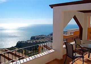 Luxury Mountainside Seaview Apartment