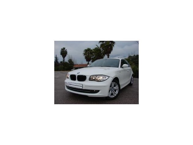 VOLKSWAGEN Golf 1.9TDI Trendline 105