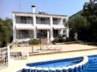 Chalet con 4 dormitorios se vende en Alhaurin el Grande - mejor precio | unprecio.es