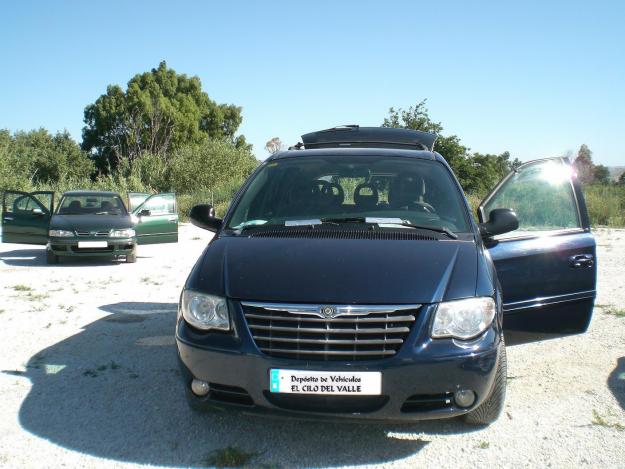 Chrysler Voyager LX CRD 150CV 5 puertas azul marino