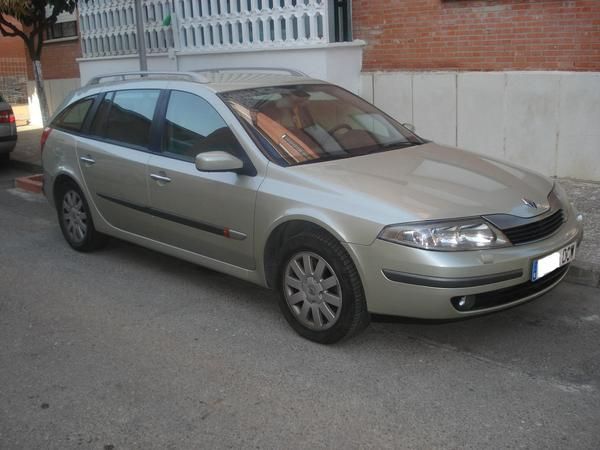 se vende renault laguna grand tour 2.2 privilege