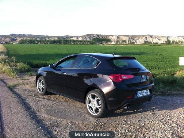 Alfa Romeo Giulietta 2.0 JTDm Distinctive