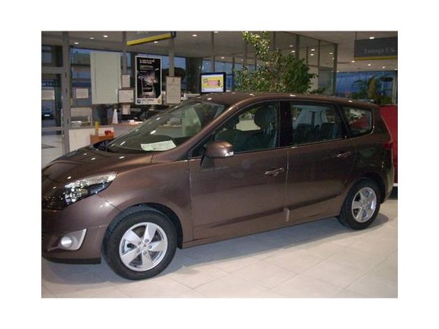 RENAULT GRAND SCENIC DYNAMIQUE 1.9DCI 130CV 7 PLAZAS