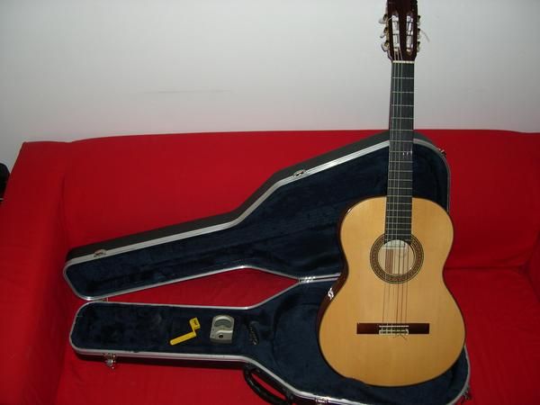 GUITARRA  ALHAMBRA 7 Fc