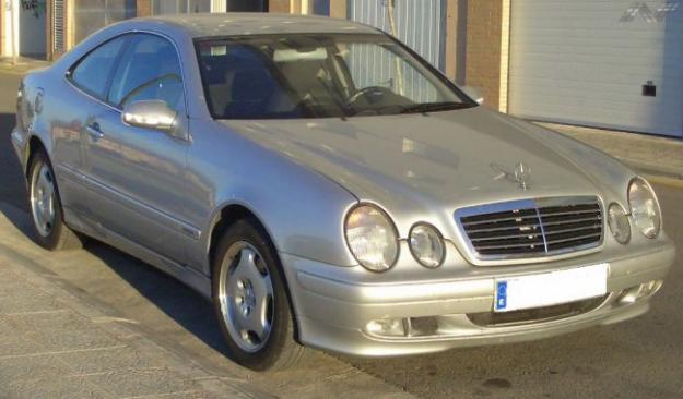 MERCEDES-BENZ CLK 320