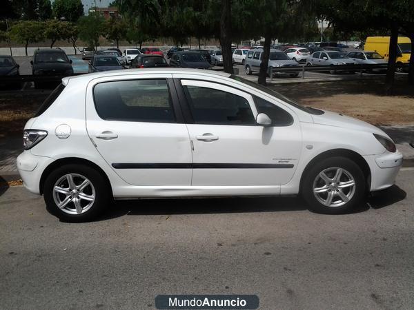 OCASION PEUGEOT 307 2.0 HDI AÑO 2003 SOLO X 2950 €€€