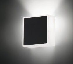 Vibia Beta - Aplique cuadrado blanco - iLamparas.com