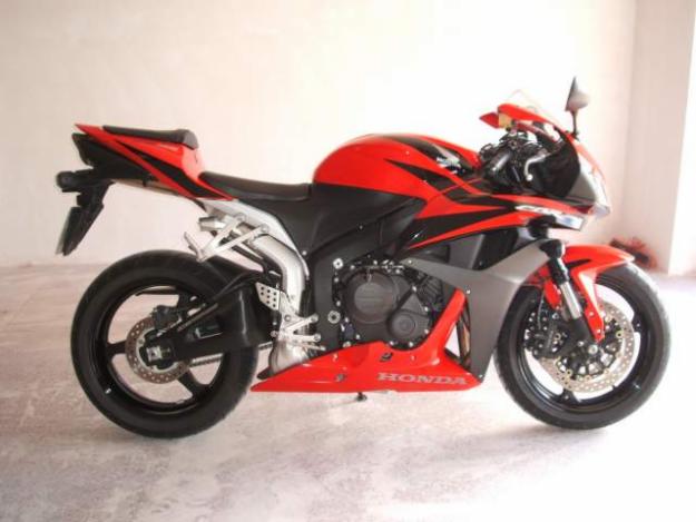 HONDA CBR 600 RR