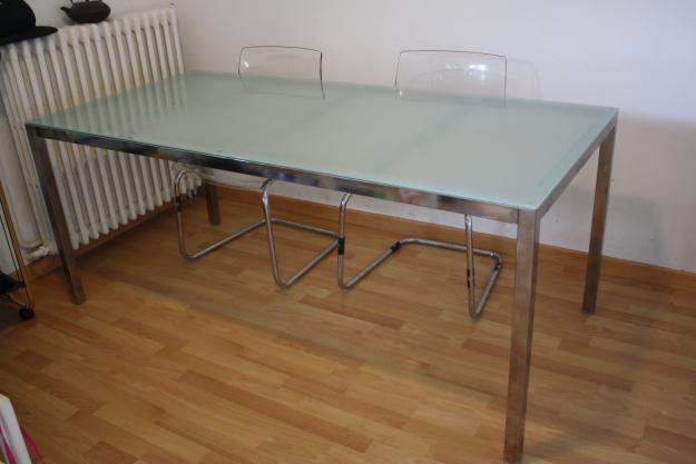 Vendo mesa de comedor y sillas en perfecto estado