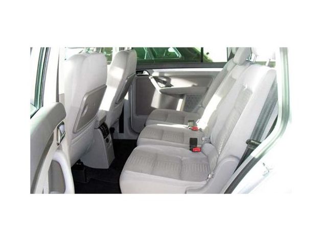 VOLKSWAGEN TOURAN  1.9TDI ADVANCE 105