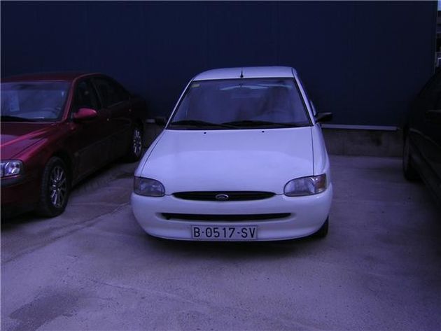FORD Escort 1.8 TD Ghia