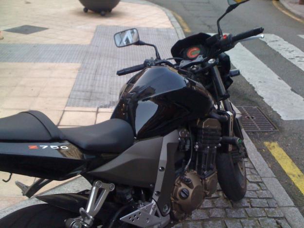 Kawasaki z 750