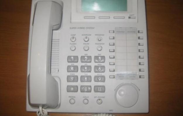 Teléfono Digital Panasonic Kx-T7533 para centralita