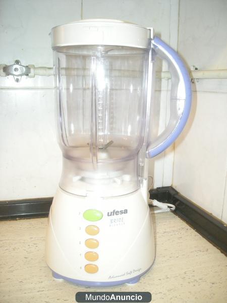 Batidora Licuadora marca Ufesa