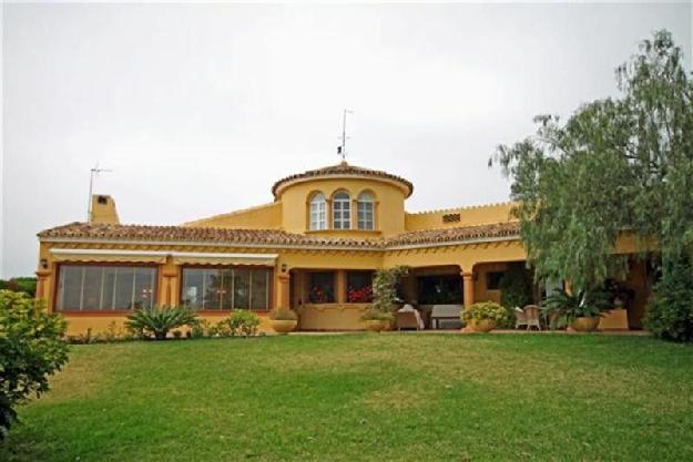 Chalet en venta en Atalaya-Isdabe, Málaga (Costa del Sol)