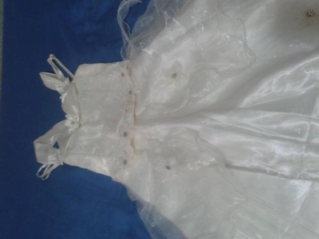 Se vende Vestido de 1er.Comunion y Bautizo