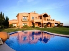 Chalet con 5 dormitorios se vende en Marbella, Costa del Sol - mejor precio | unprecio.es