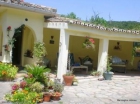 Chalet con 5 dormitorios se vende en Casares Costa, Costa del Sol - mejor precio | unprecio.es