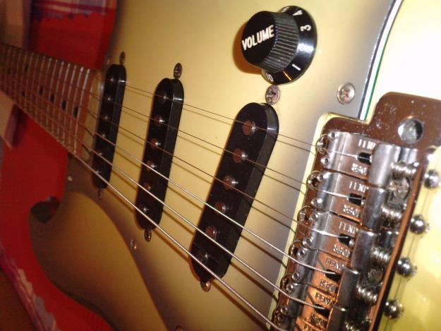 Fender Stratocaster 