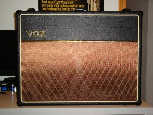 Amplificador de guitarra a válvulas Vox AC30 CC2