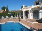 Chalet con 4 dormitorios se vende en Mijas Costa, Costa del Sol - mejor precio | unprecio.es